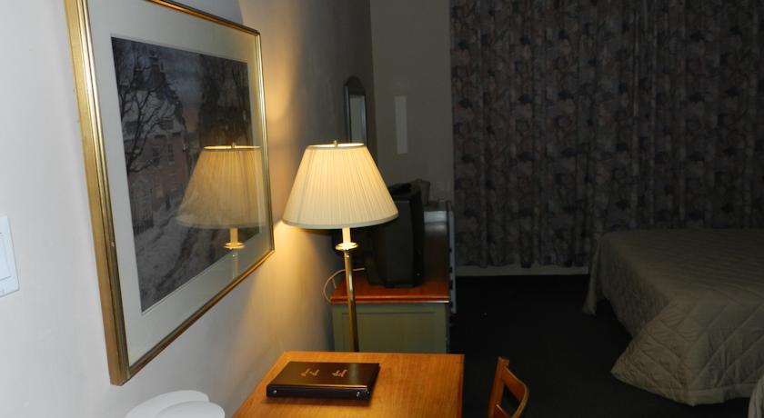L'Auberge De L'Aeroport Inn Dorval Ruang foto